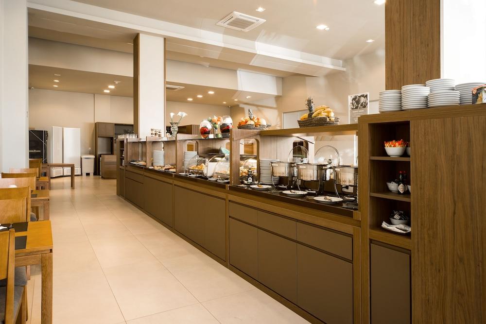 Hotel Laghetto Vivace Канела Екстер'єр фото