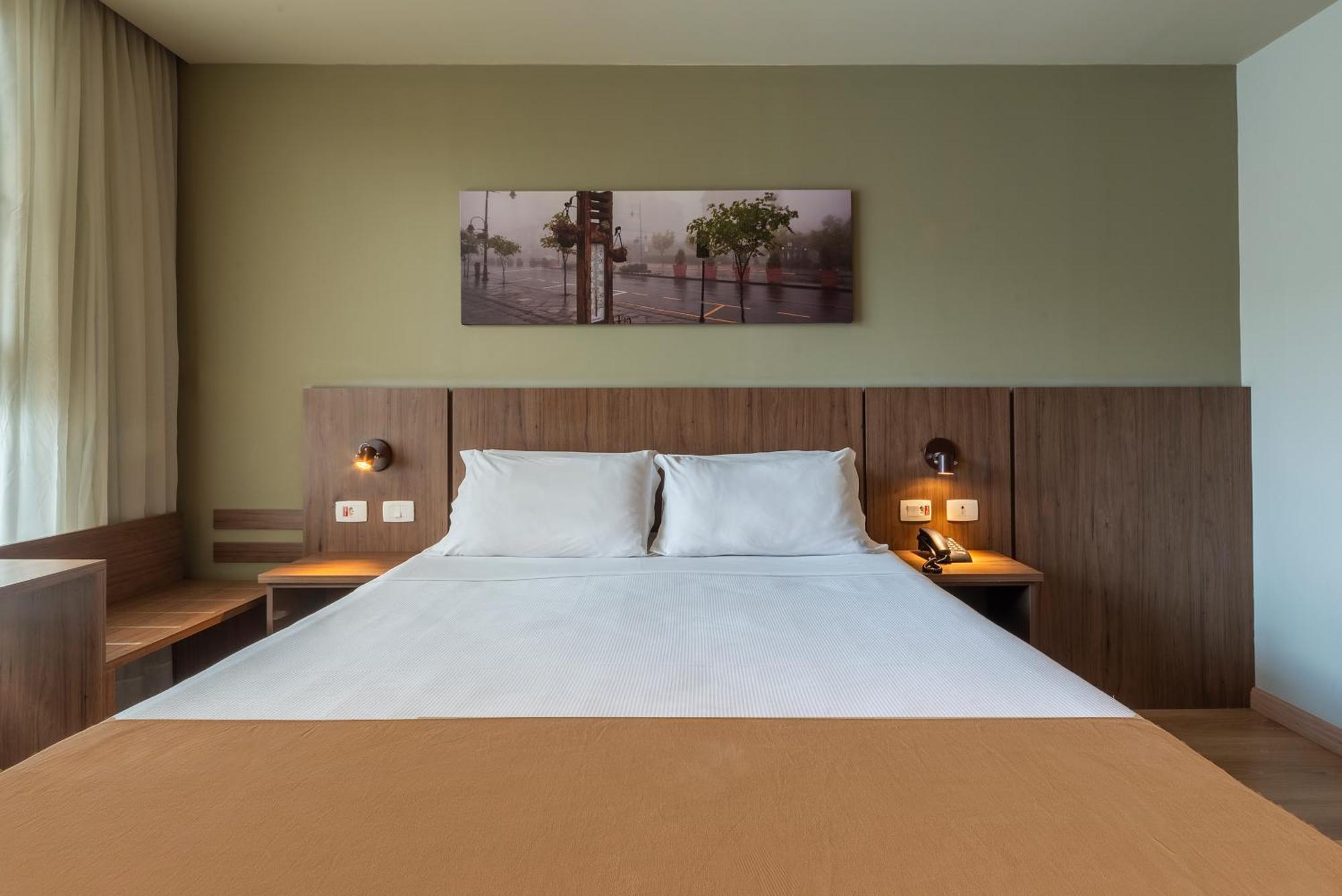 Hotel Laghetto Vivace Канела Екстер'єр фото