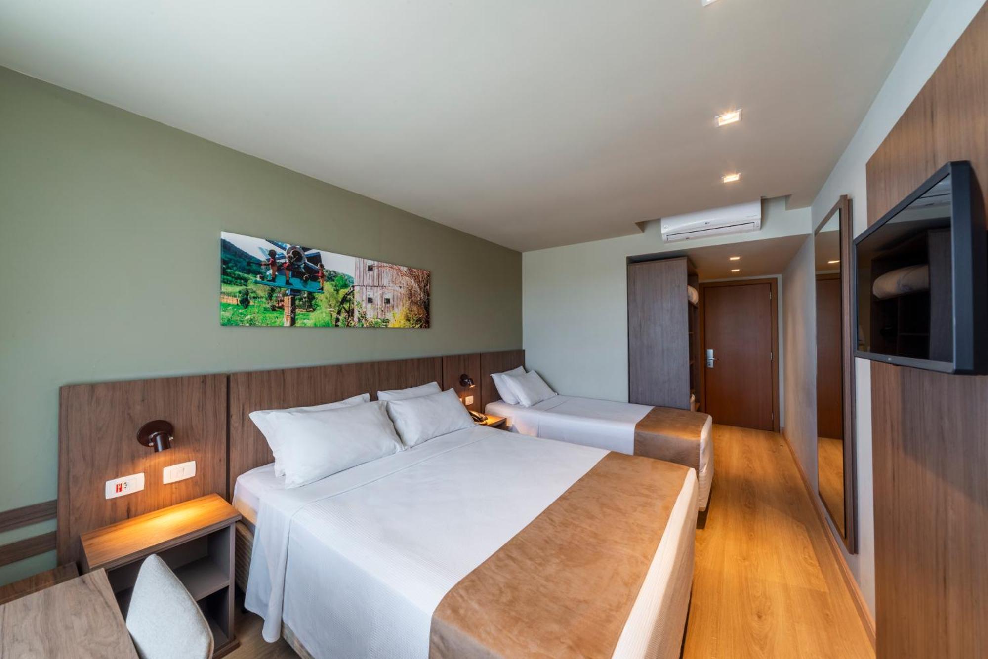 Hotel Laghetto Vivace Канела Екстер'єр фото